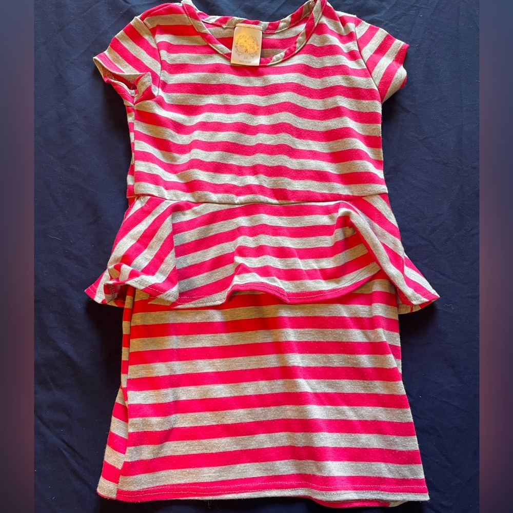 Could be long shirt or dress